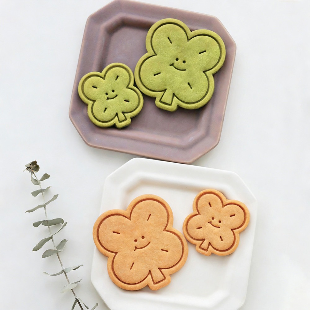 Lucky Four-Leaf Clover Cookie  - огляд і ціна Kitchen Appliances For Baking